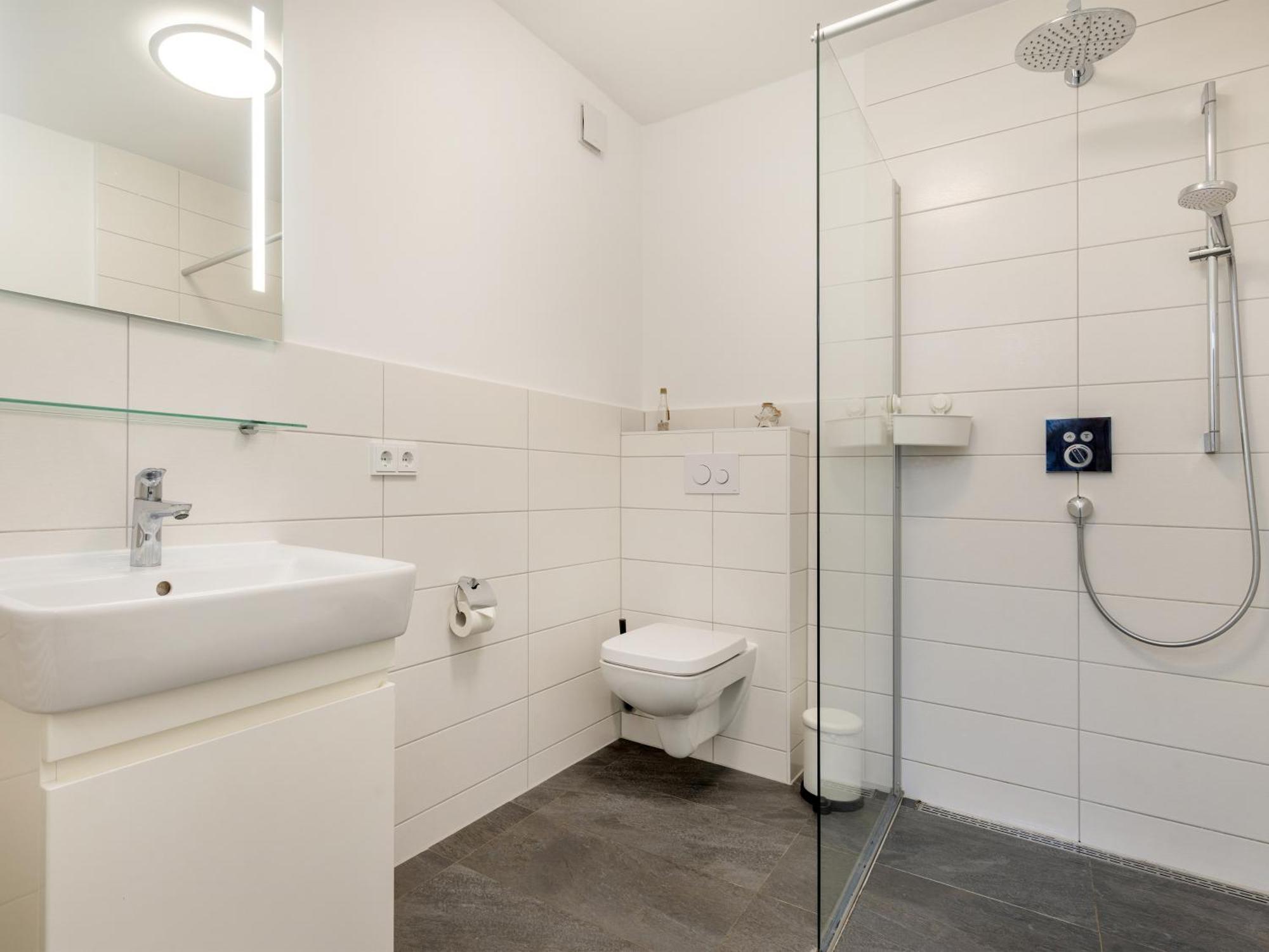 Ferienwohnung Meeresrauschen In Der Residenz Clara Sophia Binz Eksteriør billede